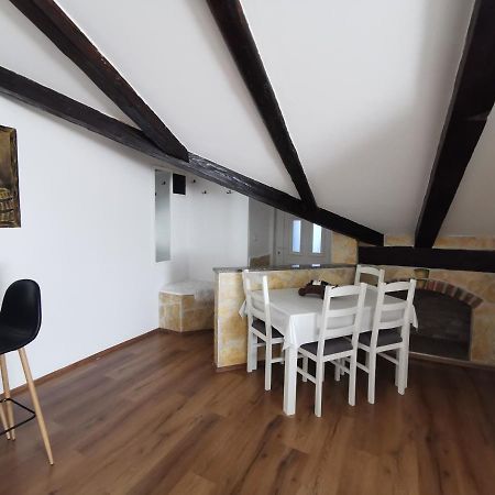 Loft Apartment プーラ エクステリア 写真